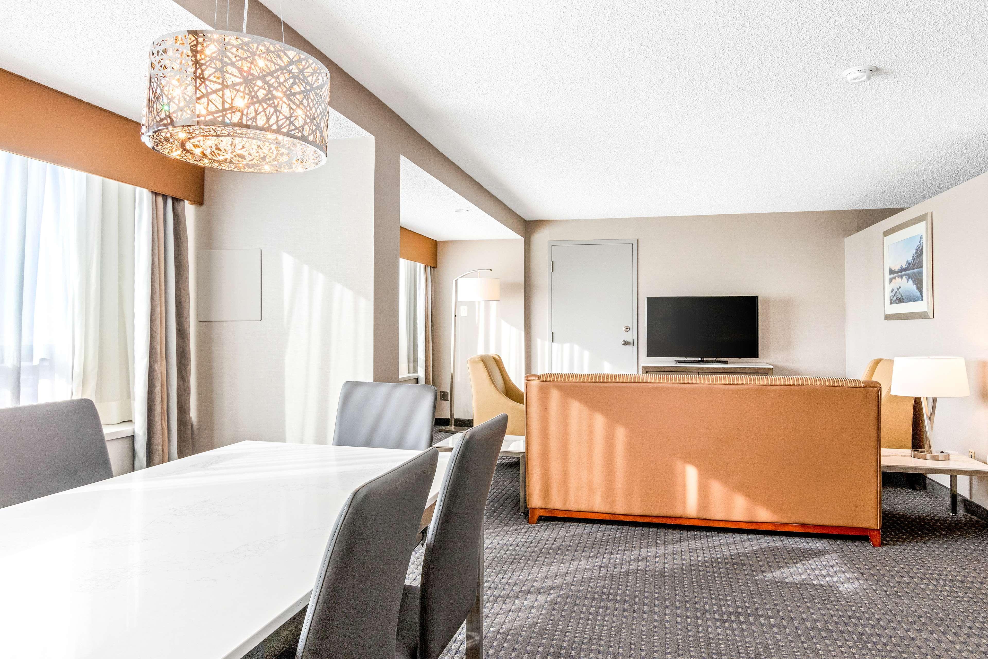 Western Premier Plaza & Conference Centre 4* Calgary