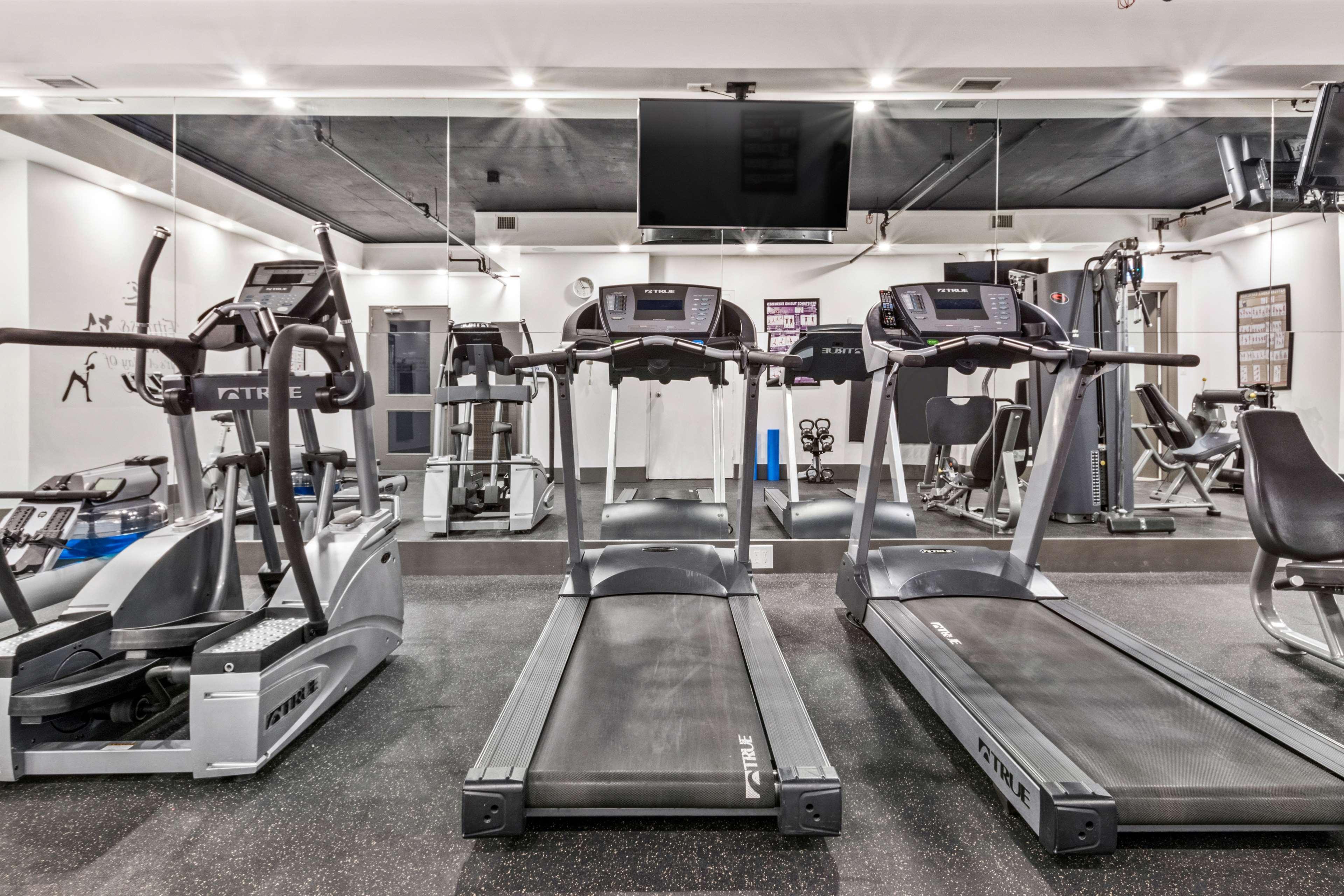 Western Premier Plaza & Conference Centre Hotel 4*
